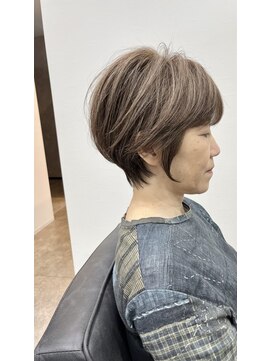 ピックアップ(ｐｉｃｋ ｕｐ) ショート　白髪ぼかし