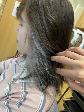 フレンズ 手稲店(friend's) 【イヤリングカラーグレー】秋のイメチェンポイントカラー札幌