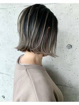 molt 麻生/レイヤーカット/ボブ/バレイヤージュ/ハイライト/海外ヘア 【モルト】 コントラストハイライト ボブ