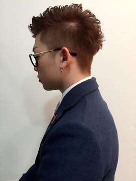 ビグディーサロン(BIGOUDI SALON) K-POP風2ブロックショート