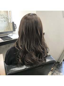 クロ(KURO.) ハイライトカラー