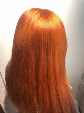 ナフィ バイ エイム 町田店(Nafie by eim) ビタミンカラー/ストレートロング/オレンジベージュ/ブリーチ