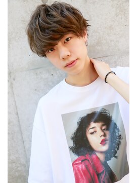 フェリアファム 北千里(FERIA fam) ハイライトカラー/ミルクティーベージュ/レイヤーカット