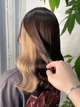 アン(Hair make un)の写真/トレンド×似合わせ♪骨格にぴったりフィット！黄金比カットとインナーカラーで小顔見せ効果を実現★