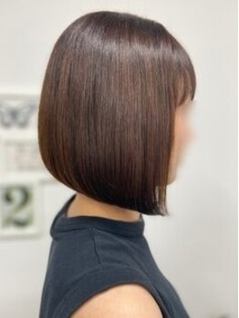 【エンジェリックケア対応】浮く・割れる・広がる…髪の生えグセを整えて、扱いやすく自然なスタイルに♪