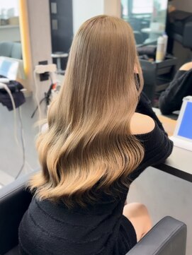 ラピス 福岡天神店(Lapis) クリーミーベージュ