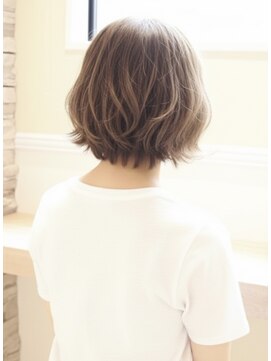 レウナ 外苑前(Reuna) 30代40代大人可愛いボブ　ウェーブボブ