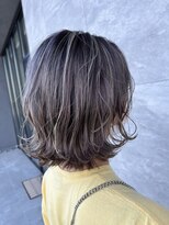 ソアロ(SOARO)&nbsp;岐阜顔まわりレイヤーロングミルクティーベージュ20代