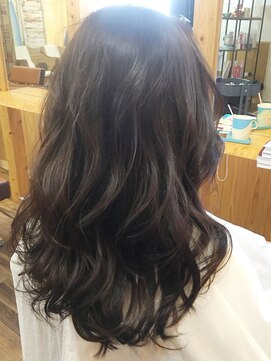 ララテラス(LaLa Terrace) ~LaLaTerrace流~ プラチナヴァイオレット×ゆるふわウェーブ