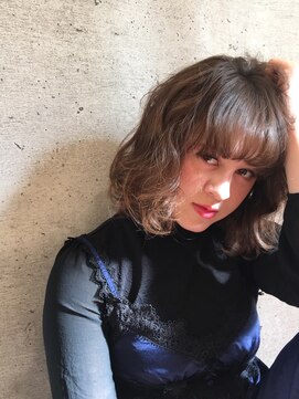 ネオリーブエム(Neolive em;) ｎｅｏｌｉｖｅ　em; 元住吉　ガーリーウェーブ♪