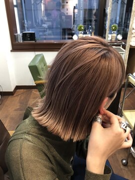 ワンイレブン 新橋銀座口(ONE_ELEVEN) 透明感あるダブルカラースタイル