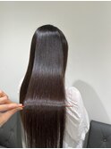 【プレミアム縮毛矯正】で艶ロングに!