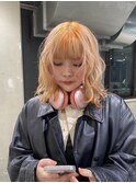 オレンジベージュのデザインカラー