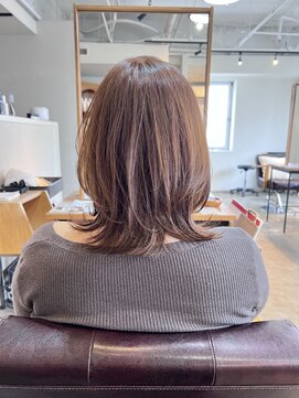 ビレップドゥエ(BIL'EP due) ミディアムレイヤー　チョコレートブラウン