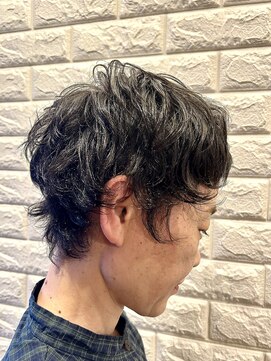 ショート外国人風パーマ