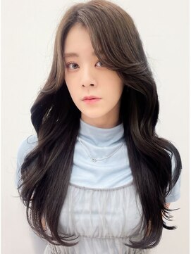 スタートウキョウ 渋谷(STAR TOKYO) 20代レイヤー◎美人見えセンターパート×艶髪