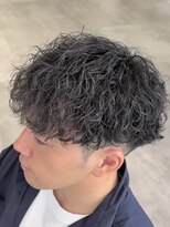 オーバル ジングウマエ(OVARL jingumae) 縦落ちツイストスパイラルパーマ