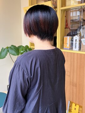 ヒントステーション(HINTSTATION) 〈浅草美容室〉襟足スッキリショート