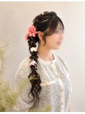 女性らしいヘアアレンジスタイル