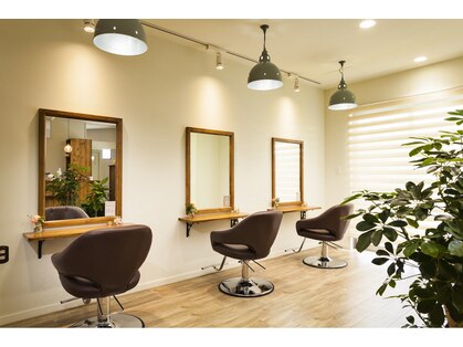 トイロ ヘアアンドスパ(10iRo hair & spa)の写真