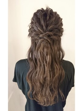 ネオリーブ チロル 横浜西口店(Neolive CiroL.) ゆるふわハーフアップ♪neoliveCiroL