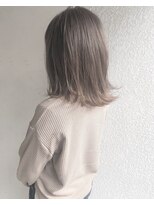 ヘアーアンドアトリエ マール(Hair&Atelier Marl)&nbsp;【Marl】フォギーベージュカラーの外ハネセミディ♪
