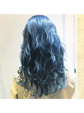 オズギュルヘア(Ozgur hair) ネイビーブルージュ