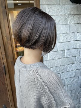 アッピアス 大和(Appias) イルミナ_グレージュ_ショートボブ