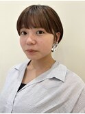 コンパクトにまとまるショートヘア