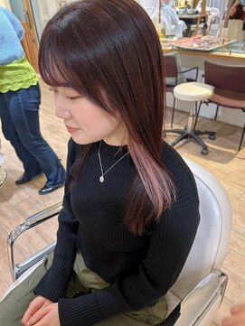 ネオリーブ チロル 横浜西口店(Neolive CiroL.) ペールピンク インナーカラー ワインレッド