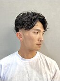 フェザーパーマニュアンスフェードスタイル