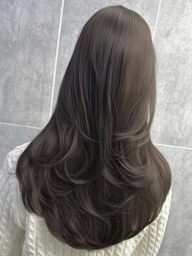 アマトウキョウ アユンチェ(AMA TOKYO×AYUNCHE) 韓国ヘア　ブリーチなし  レイヤーカット くびれヘア