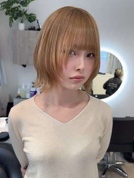 ハイトーンレイヤーボブ 茶屋町