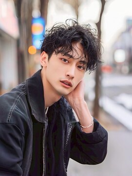 プラス ファースト ヘア(Plus 1st) 無造作スパイラル×セミウェット