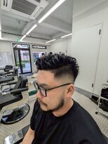 ラフカッターズ 立川店別館&nbsp;サイドパート【立川/理容室/床屋/顔剃り/シェービング】