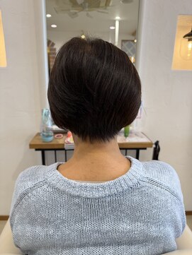 ビービー(Be2 by KENJE) 大人女性ショートカット