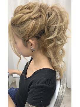 ピークヘア(PEAK HAIR) ヘアセット/ポニーテール風ハーフアップヘアセット