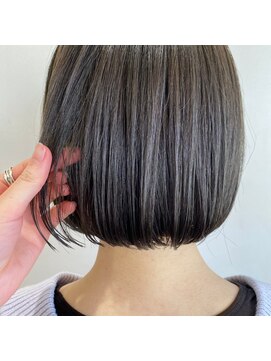 リベルテ(LIBERTE) Liberte銀座 大人可愛い小顔ショート