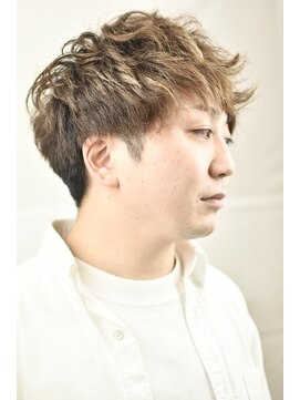 レ ギャルソン 仙台店(Les Garcons) 前下がりフェザーマッシュノーブリーチカラースパイラルパーマ