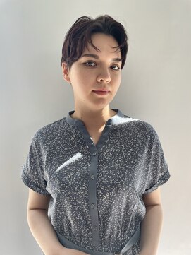 スティードトーキョー(Steed Tokyo) "Nuance Short hair"