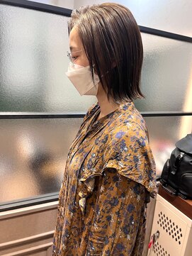 プチメゾントウキョウ(Petit Maison Tokyo) 切りっぱなしボブ_前髪なしスタイル
