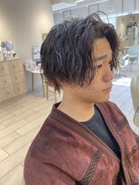 テトラ バイ ネオリーブ 横浜西口店(tetra by neolive)&nbsp;横浜★ツイストスパイラルのセンターパート