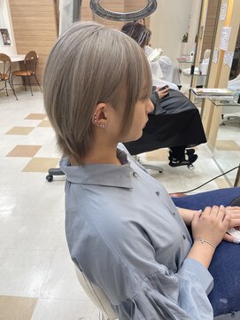 アンフィニー ポールスター店(ANFiNY) ホワイト系