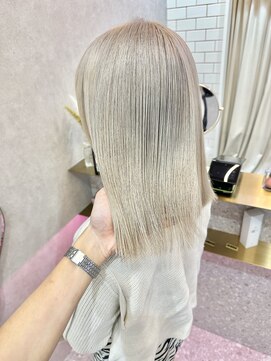 ロンド レア 天神大名店(Lond Le’a) 天神ダブルカラーケアブリーチハイトーンホワイトベージュ韓国