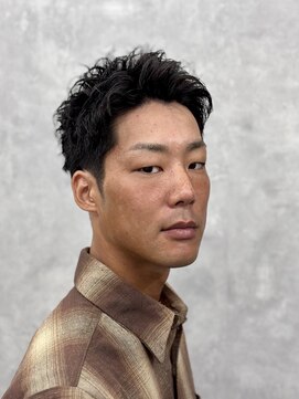 クロムトウキョウ ザ バーバー ネオン 新宿店(CHROM TOKYO the Barber ne/on) メンズベリーショート/アップバング/ツイストパーマ