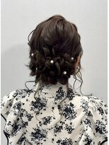 ベルグロー 北新地上通り店(BELLEGROW)&nbsp;下めのゆるふわアップ