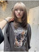 ホワイトミルクティー×ブラウンのルーツカラー