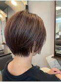 大人可愛い20代30代40代前下がり丸みショート