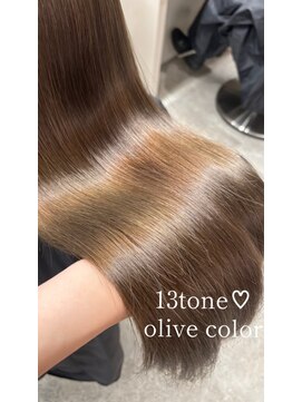 ボタン ハカタ(VOTAN hakata) ダブルカラー/明るめオリーブベージュ/レイヤーカット