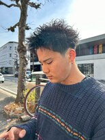 エディ(Edy) パーマツイストスパイラルパーマツイスパ刈り上げ眉毛カット